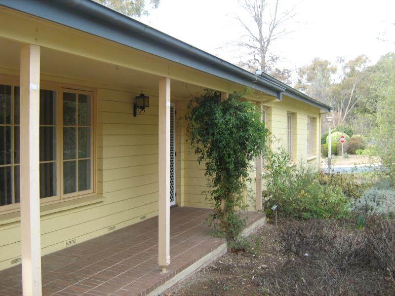 108 Hawkesbury Cres, Farrer, ACT 2607