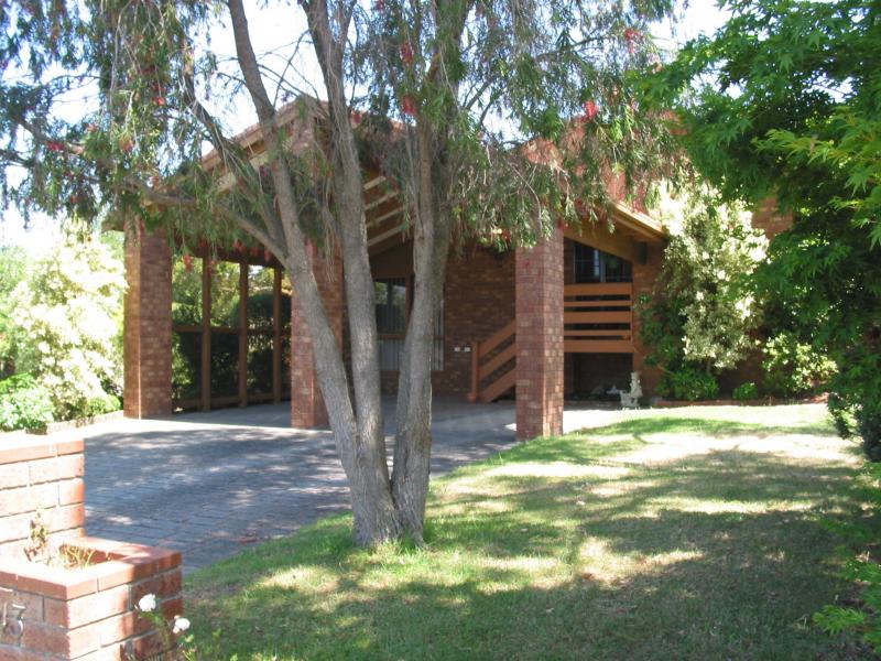 143 Macorna Street, Watsonia North, VIC 3087