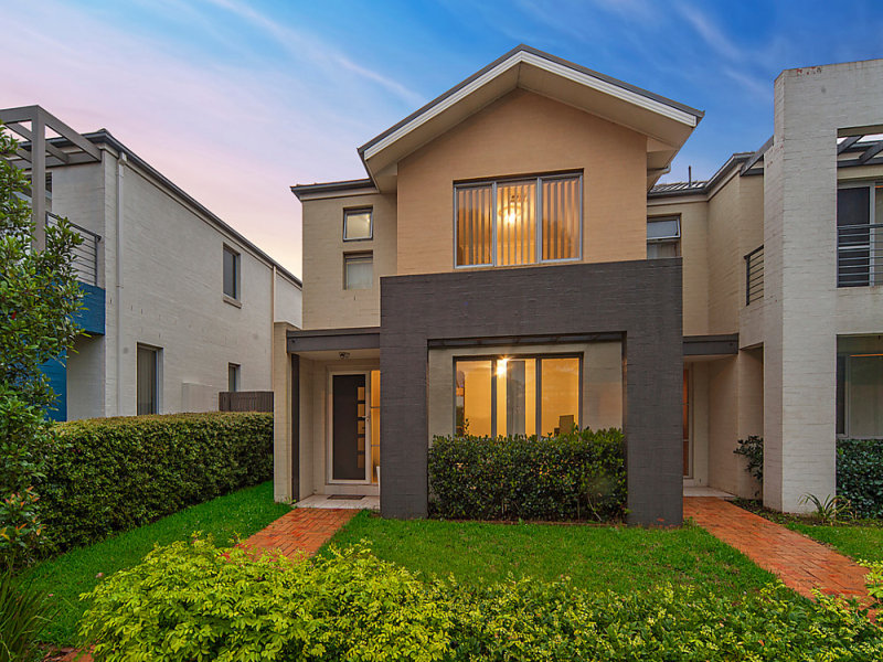 128 Stanhope Parkway, Stanhope Gardens, NSW 2768