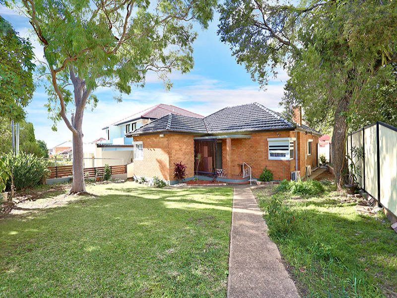 19 McMahon Road, Yagoona, NSW 2199 Property Details