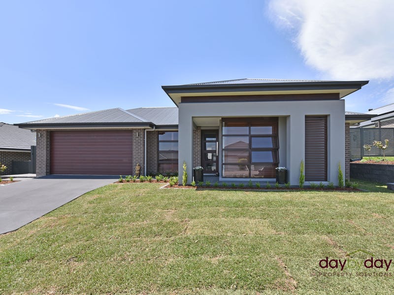 8 Mima St, Fletcher, NSW 2287 Property Details