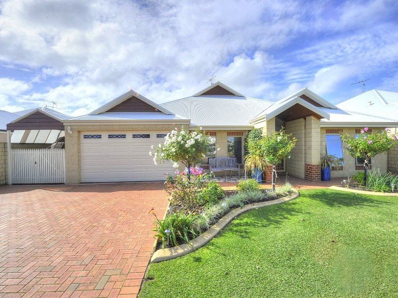 15 Carnarvon Way, Erskine, WA 6210 Property Details