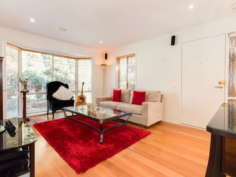 10/1 Young Street, Seaford, Vic 3198 Property Details