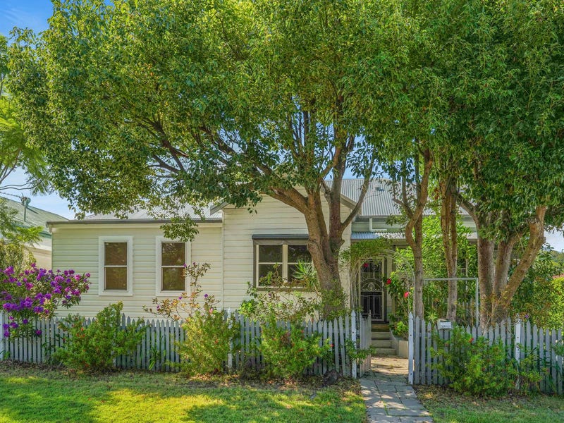 36 Albert Street, Speers Point, NSW 2284