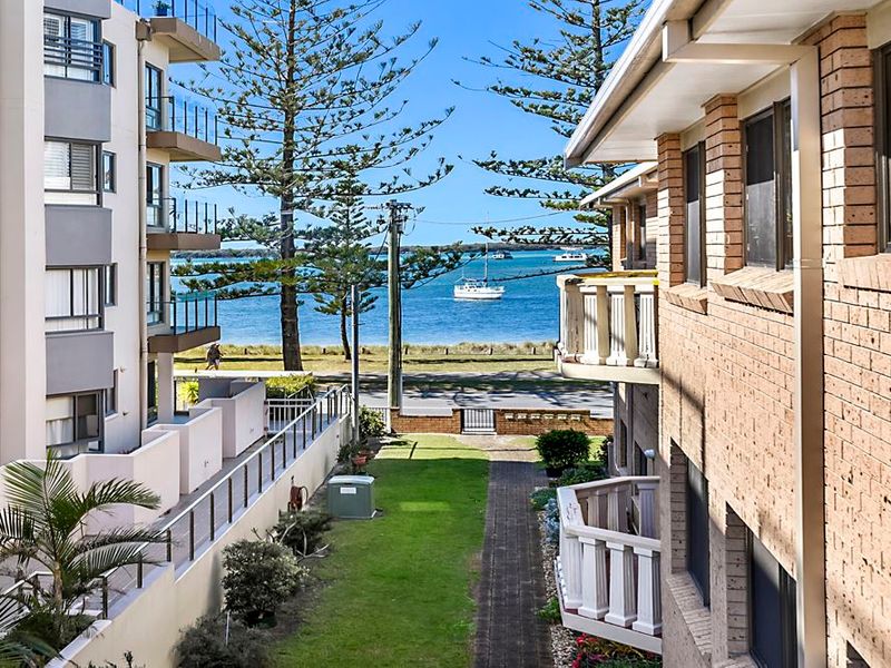 9-504-marine-parade-biggera-waters-qld-4216-unit-for-sale