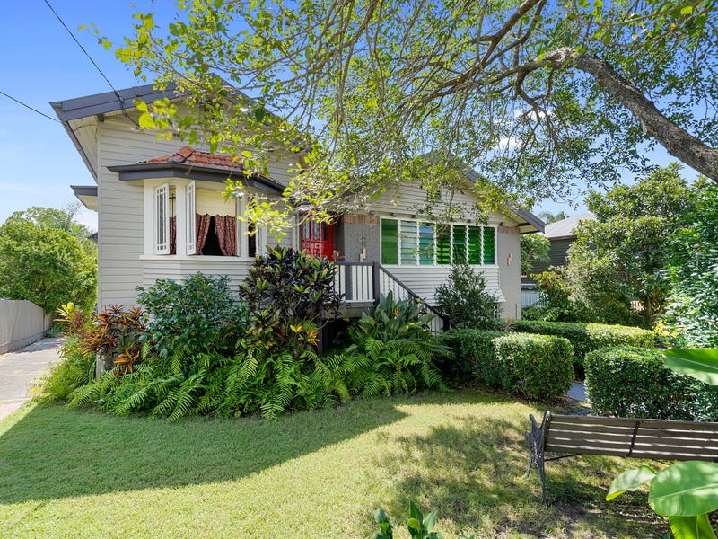 25 Archibald Street, Fairfield, QLD 4103