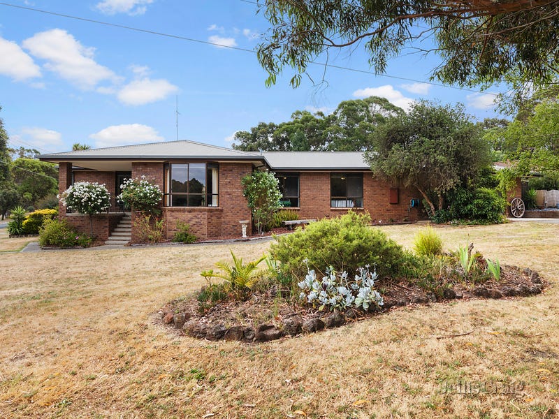 602 Barkly Street, Buninyong, Vic 3357 Property Details