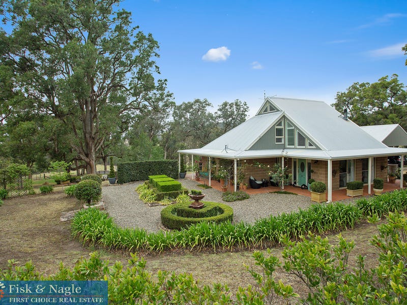 97 Mountview Close, Bega, NSW 2550