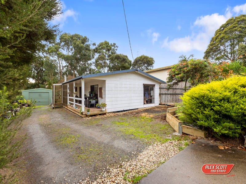 33 Turner Street, Leongatha, Vic 3953 House for Sale