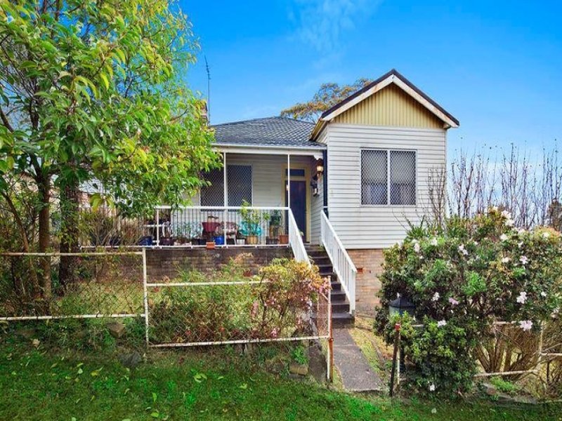 12 Barton Street, Katoomba, NSW 2780