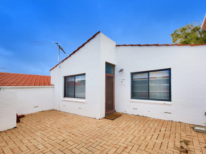 7/70 Stanley Street, Scarborough, WA 6019