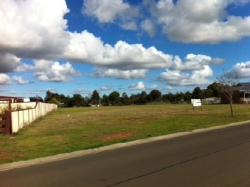 9 Killarney Drive, Melton, VIC 3337