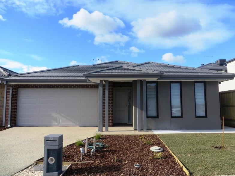22 Springside Drive, Cranbourne West, VIC 3977