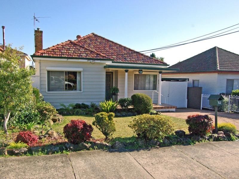 52 Howard Road, Padstow, NSW 2211 Property Details