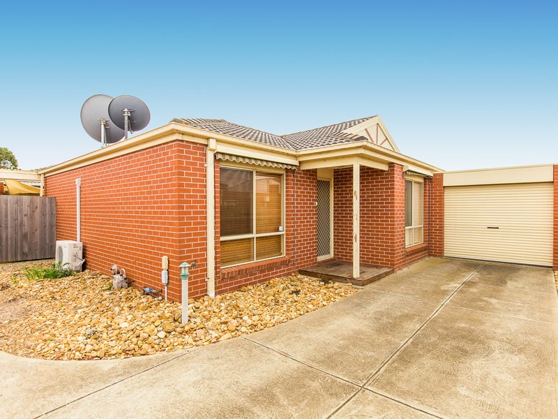 24/52 Latham Street, Werribee, Vic 3030 Property Details