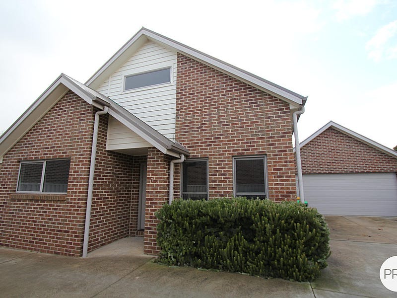 1/110 Brougham Street, Soldiers Hill, VIC 3350