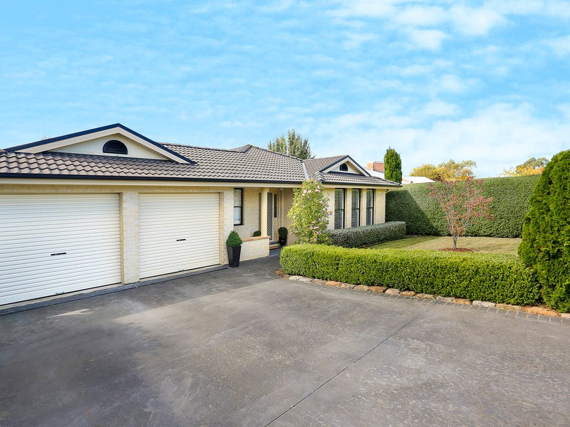 11 Stirling Drive, Bowral, NSW 2576