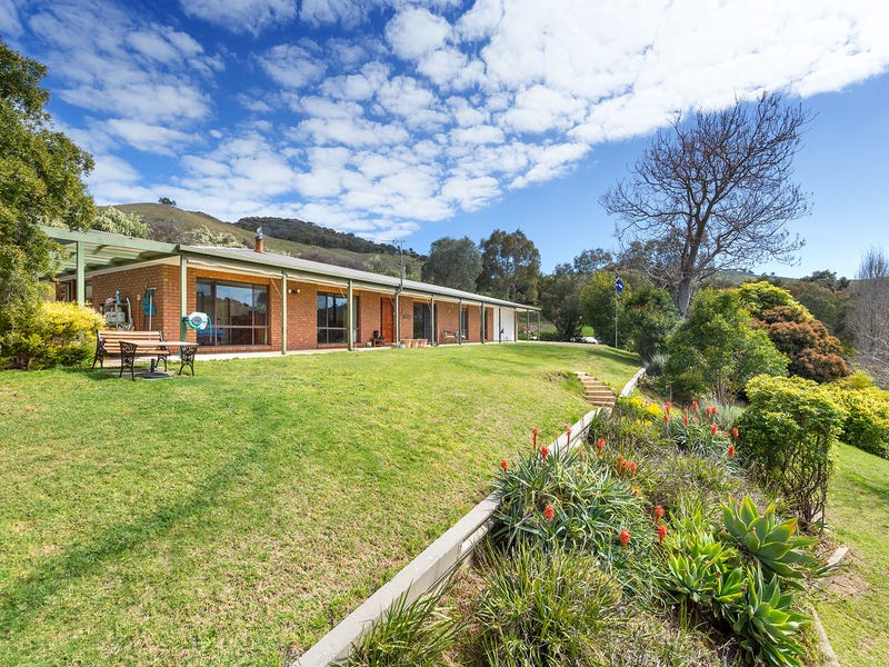 1 Paton Street, Bethanga, Vic 3691 Property Details