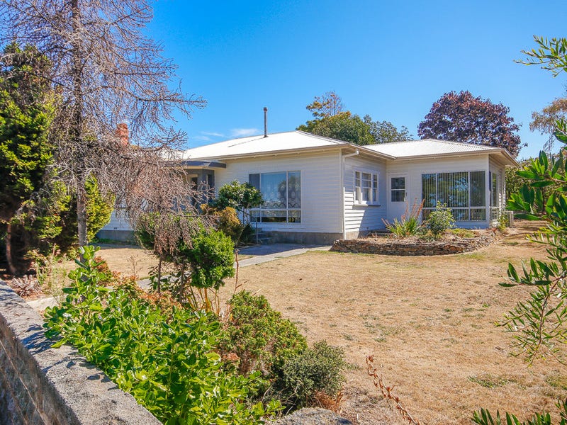 39 Victoria Parade, Devonport, TAS 7310