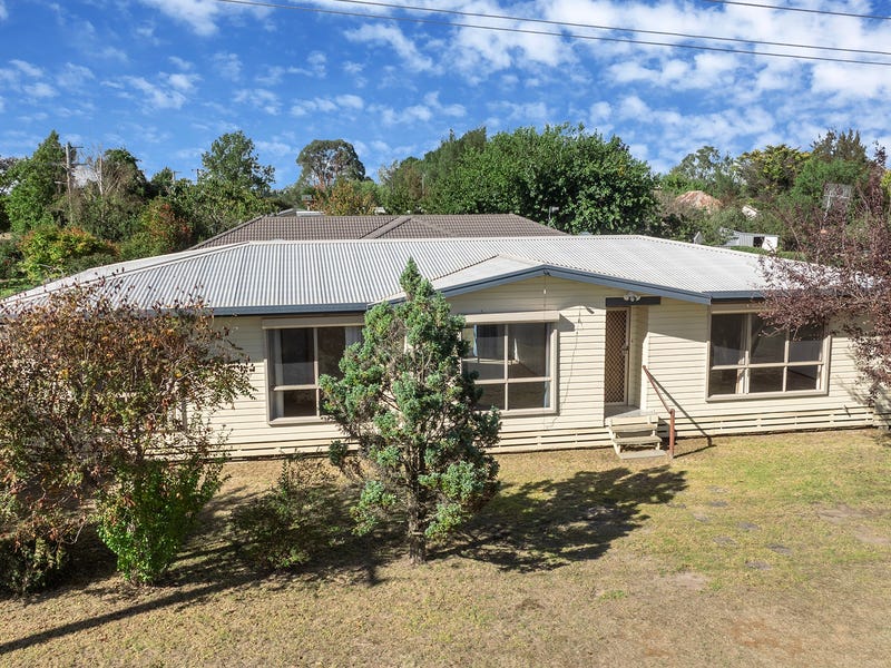 14 Gostwyck Street, Uralla, NSW 2358 House for Sale