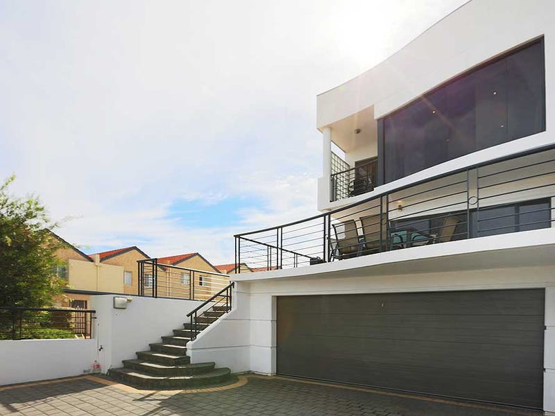 30 Scarborough Beach Road, Scarborough, WA 6019