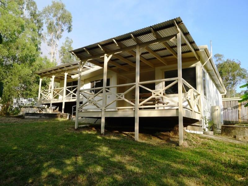 6 Newcastle Street, Burrum Town, QLD 4659