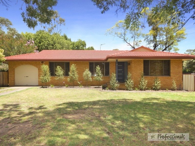 4 Haga Place, Armidale, NSW 2350