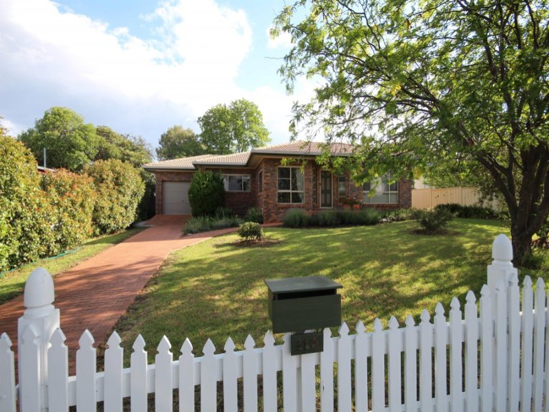 113 Molesworth Street, Tenterfield, NSW 2372