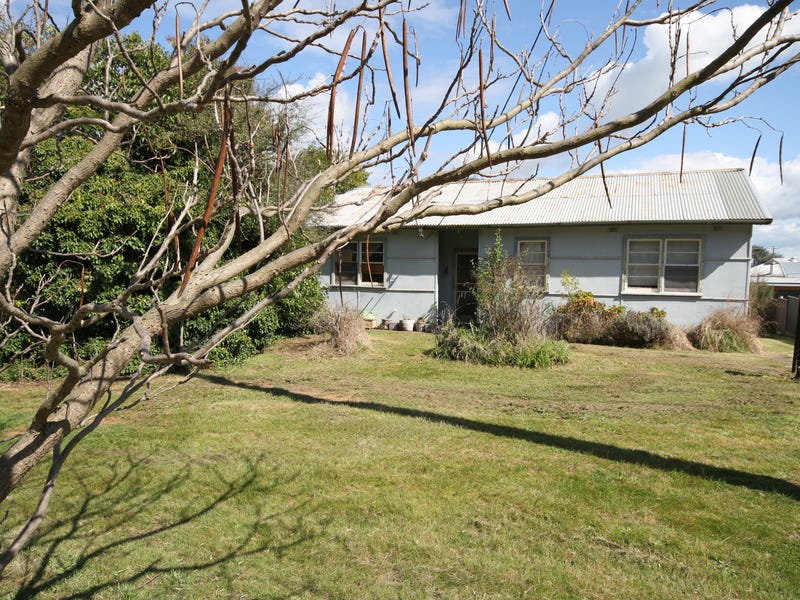 35 Grand Junction Road, Yass, NSW 2582 House for Sale