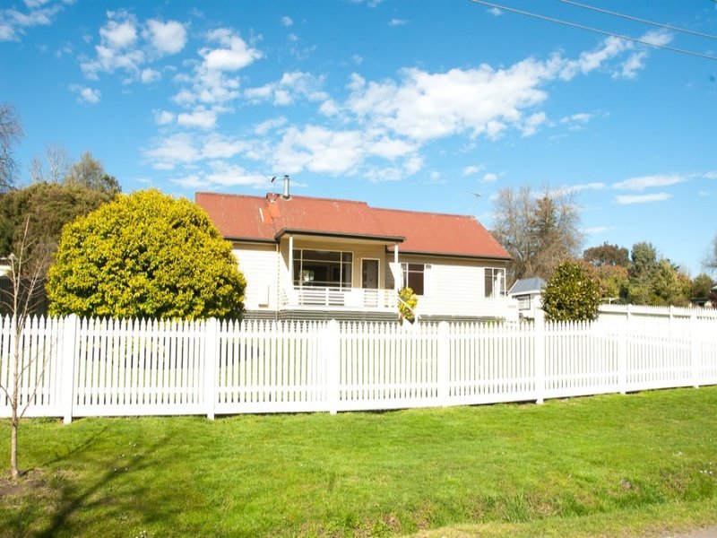 1/14 Edward Street, Wesburn, Vic 3799 Property Details