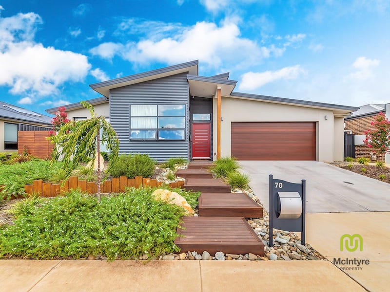 70 Pearlman Street, Coombs, ACT 2611 Property Details