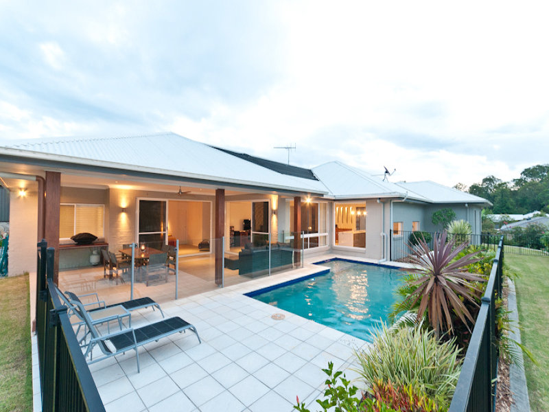 15 Chalmers Court, Samford Village, QLD 4520