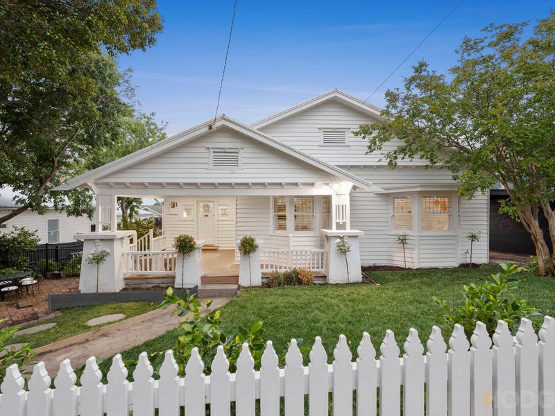 17 Buckland Avenue, Newtown, Vic 3220 Property Details