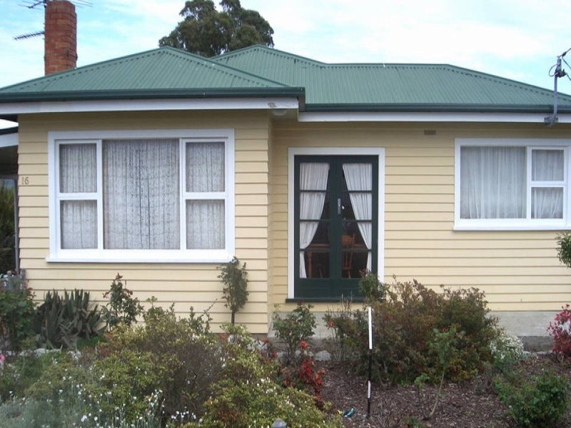 16 Albert Street, Branxholm, Tas 7261 Property Details