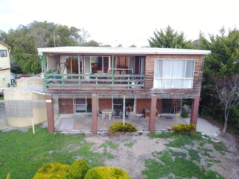 67 Pelican Street, Loch Sport, VIC 3851 67 Pelican Street, Loch Sport, VIC 3851