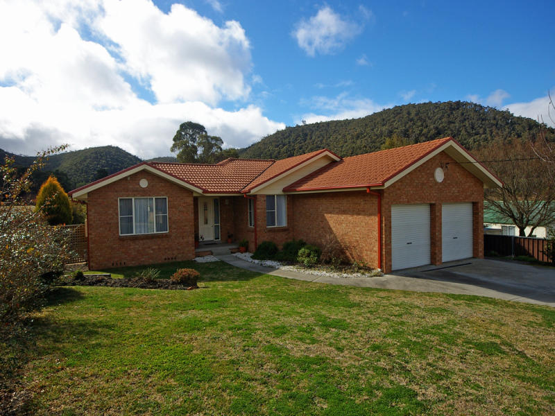 7 Busby Street, Mckellars Park, NSW 2790
