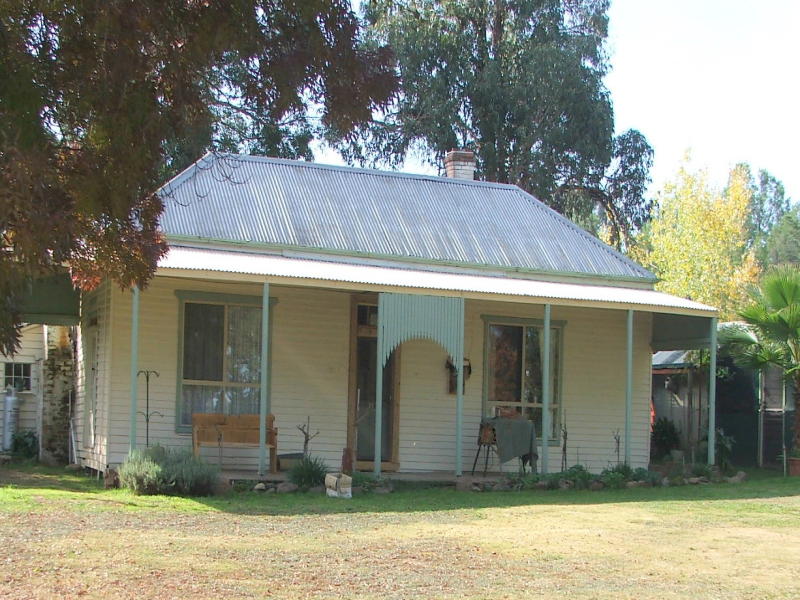 150 North Road, Chiltern, VIC 3683