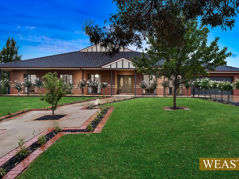 5860 Laurimar Hill Drive, Doreen, Vic 3754