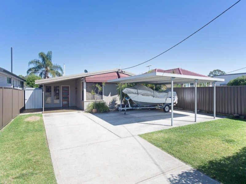 13 Yorston Street, Warners Bay, NSW 2282