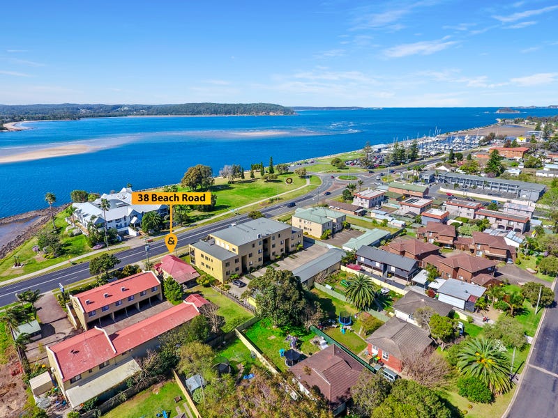 38 Beach Road Batemans Bay Nsw 2536 House For Sale Realestate Com Au