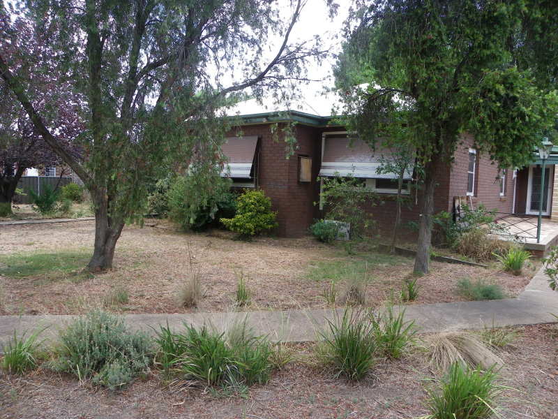 15 FORD STREET, Wellington, NSW 2820 Property Details