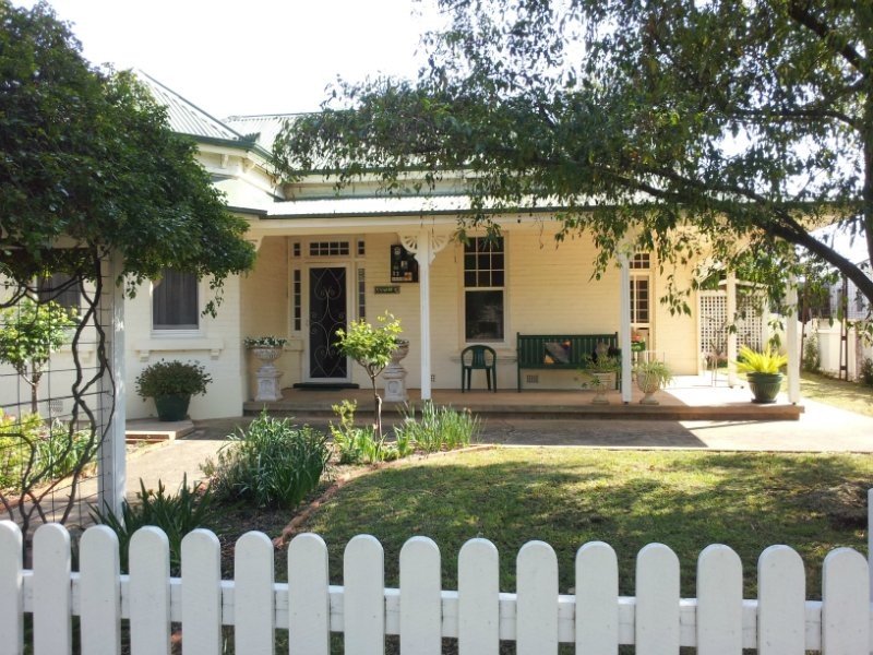 35 Farrand Street, Forbes, NSW 2871 Property Details