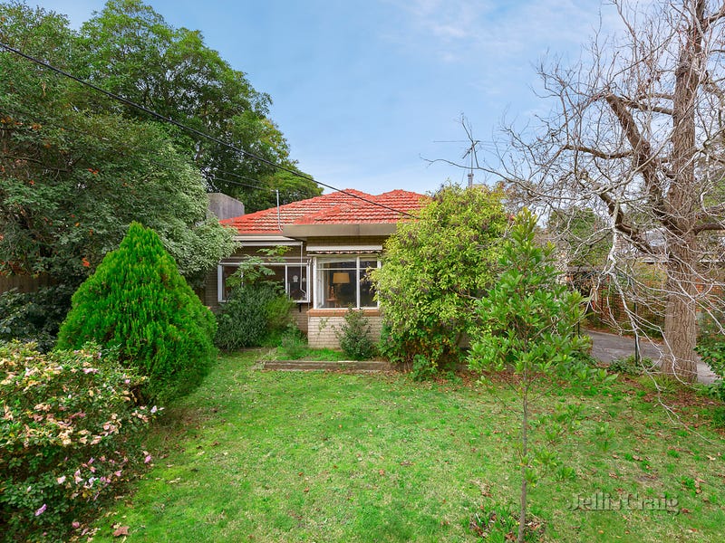 3 Hillside Crescent, Blackburn, Vic 3130 Property Details