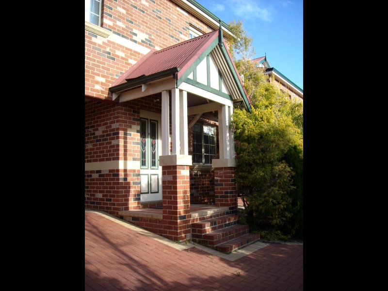 2/109 Sixth Avenue, Inglewood, WA 6052