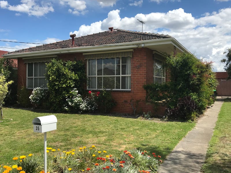 35 Curlew Avenue, Altona, VIC 3018
