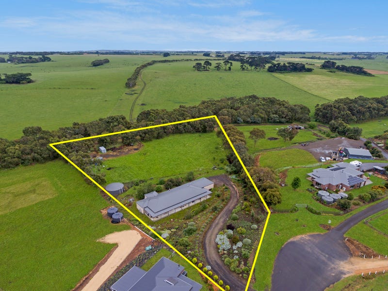 4 The Hill Court, Woodford, Vic 3281 Property Details