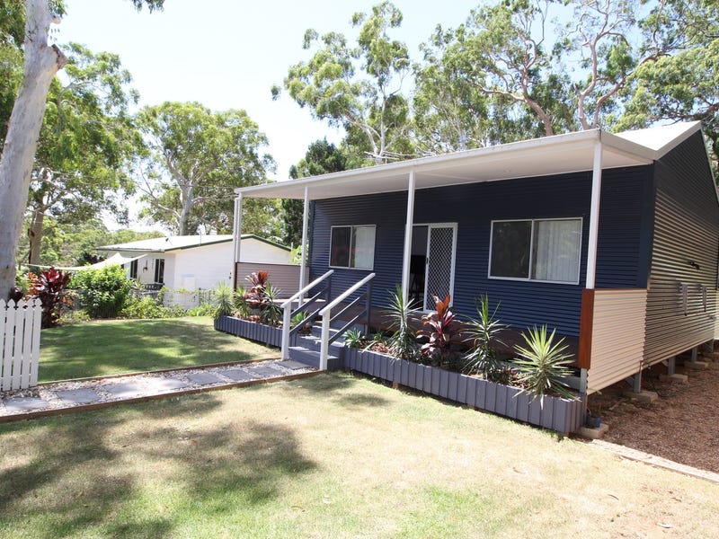 11 Barramundi Street, Macleay Island, QLD 4184