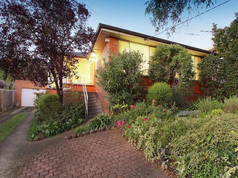 9 Byrne Cres, Watsonia North, VIC 3087