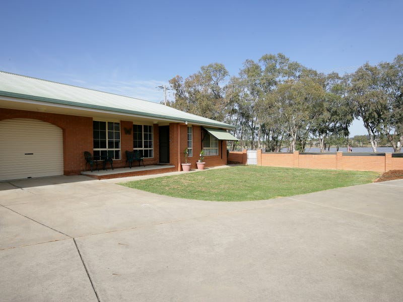 2/2 Honeysuckle Place, Lake Albert, NSW 2650