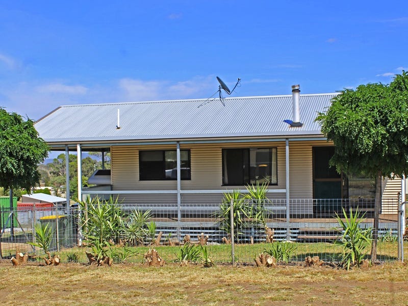 10 Watts Street, Maryvale, Qld 4370 Property Details